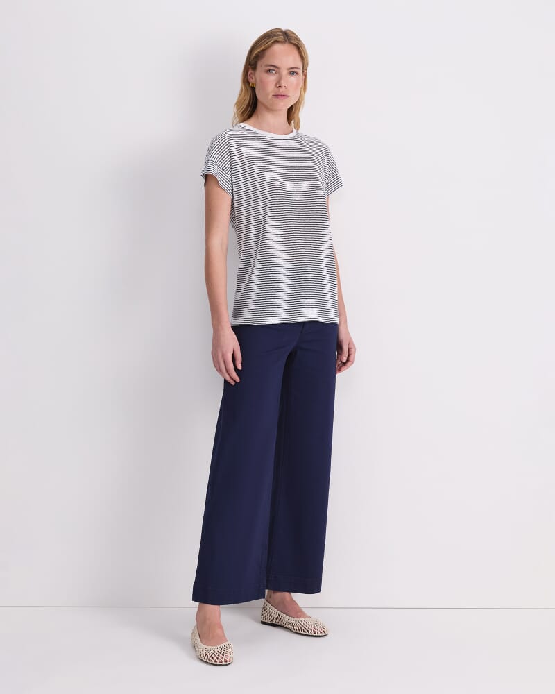 Tonia Crew Neck Linen Tee in WHITE/NAVY