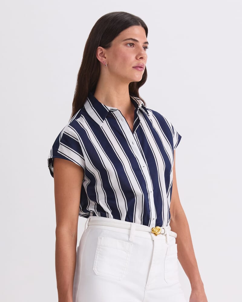 Short Sleeve Lily Voile Shirt in NAVY