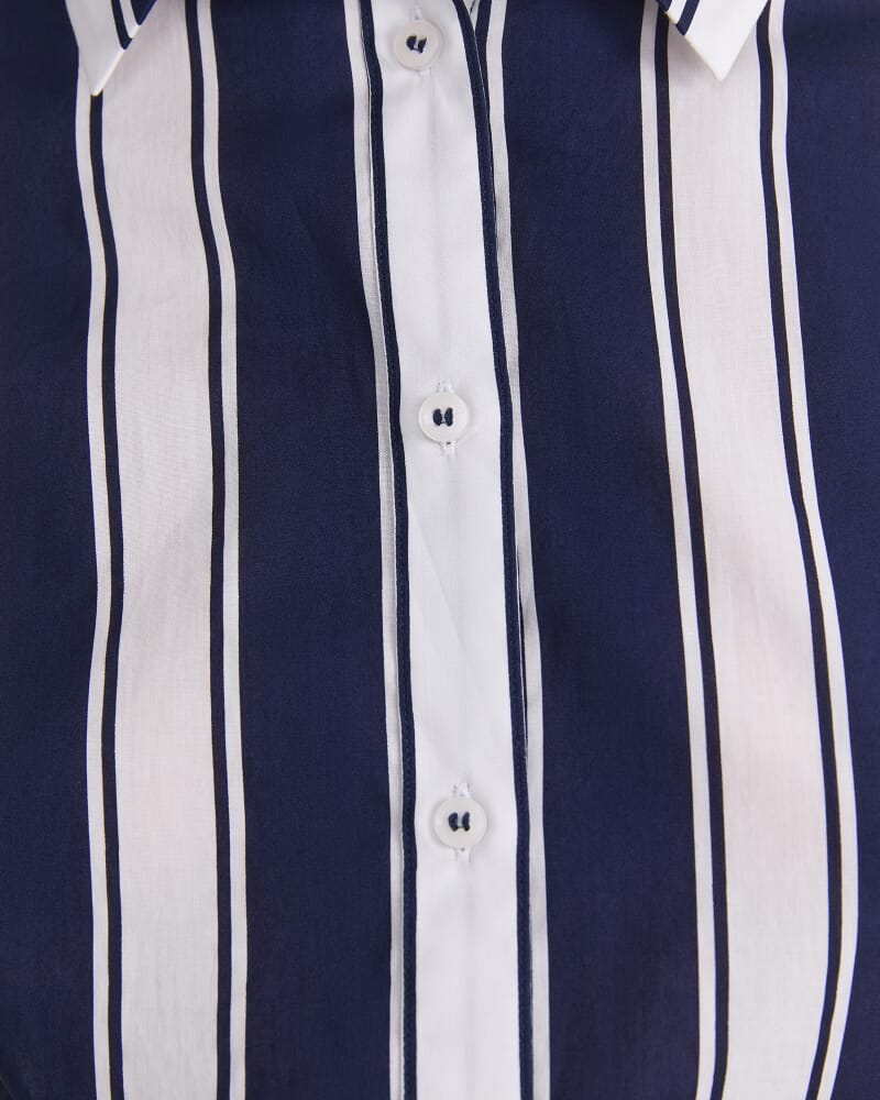 Short Sleeve Lily Voile Shirt in NAVY