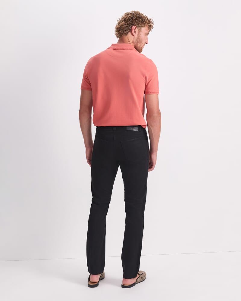 Tapered Bedford Jean in BLACK