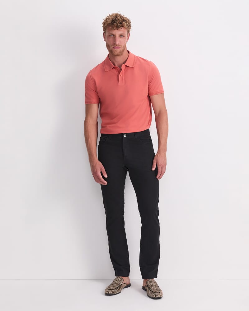 Tapered Bedford Jean in BLACK