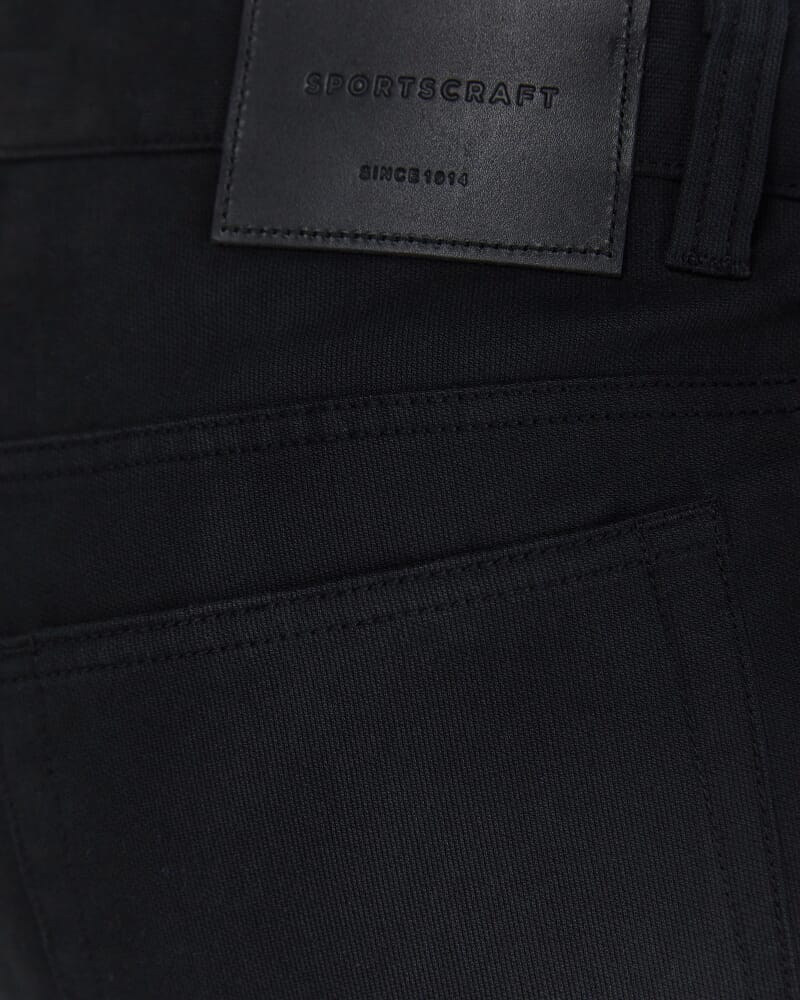 Tapered Bedford Jean in BLACK