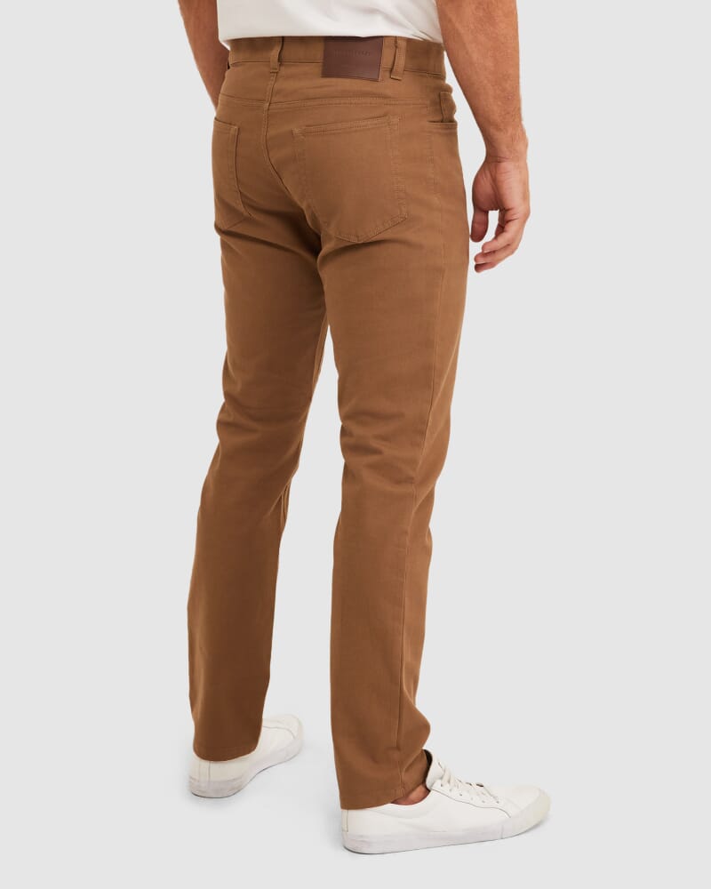 Tapered Bedford Jean in CHESTNUT