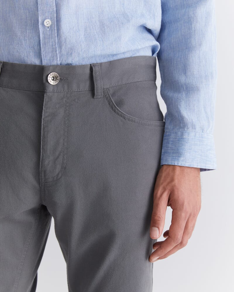 Tapered Bedford Jean in DEEP GREY