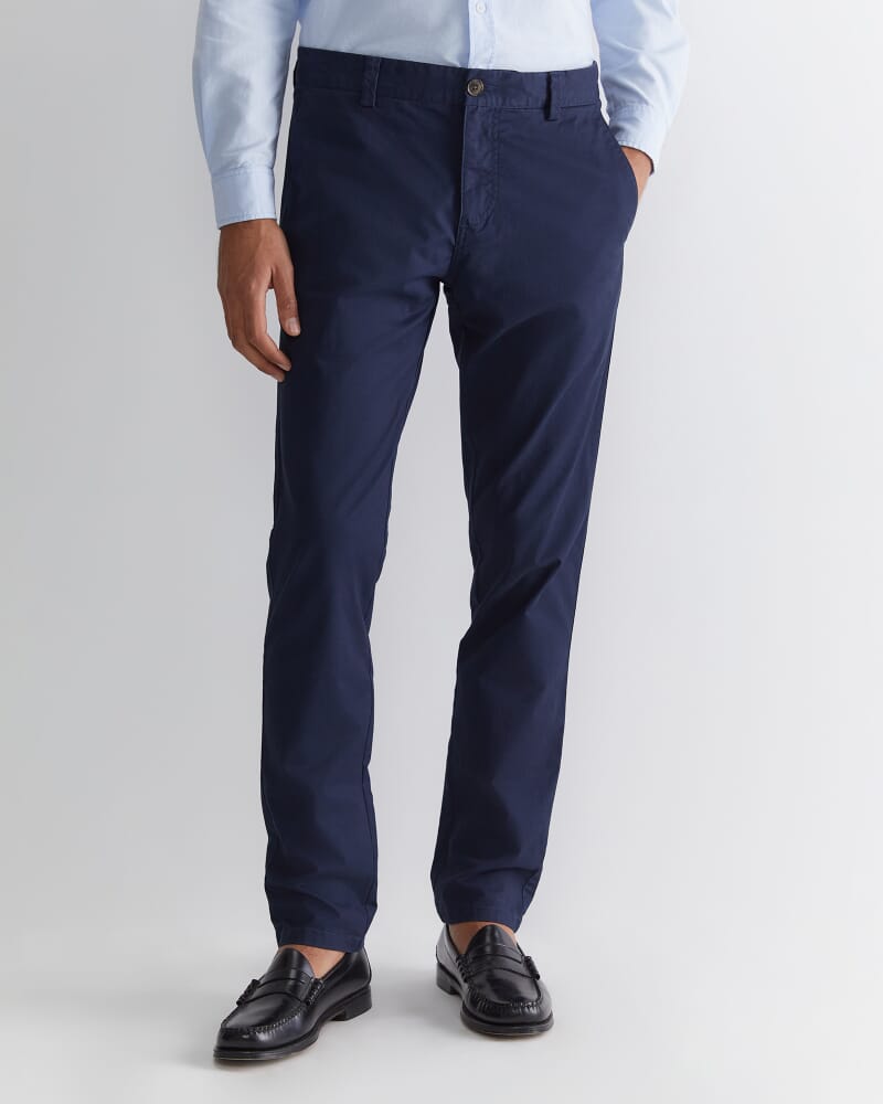 Smith Tapered Chinos in FRENCH NAVY