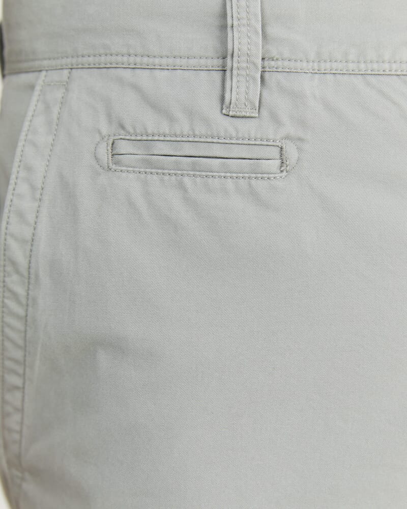 Classic Chino Short in OLIVE