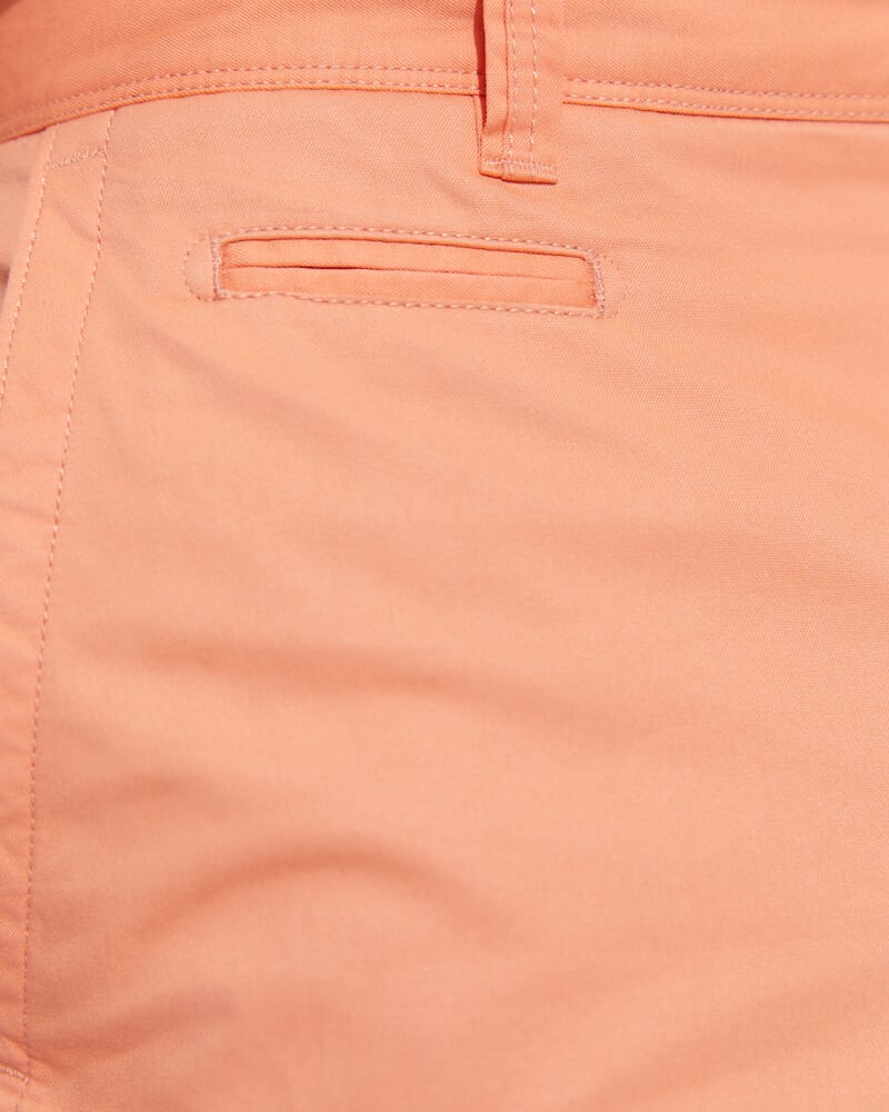 Classic Chino Short in SALMON
