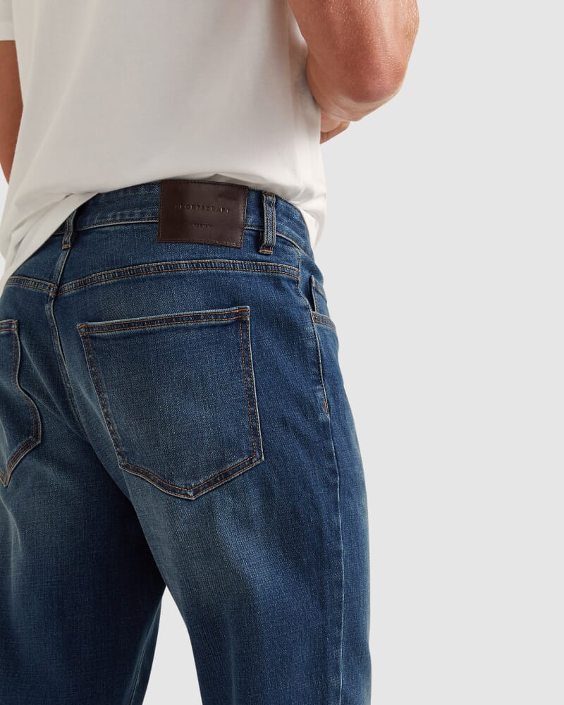 Grayson Straight Jean in VINTAGE WASH