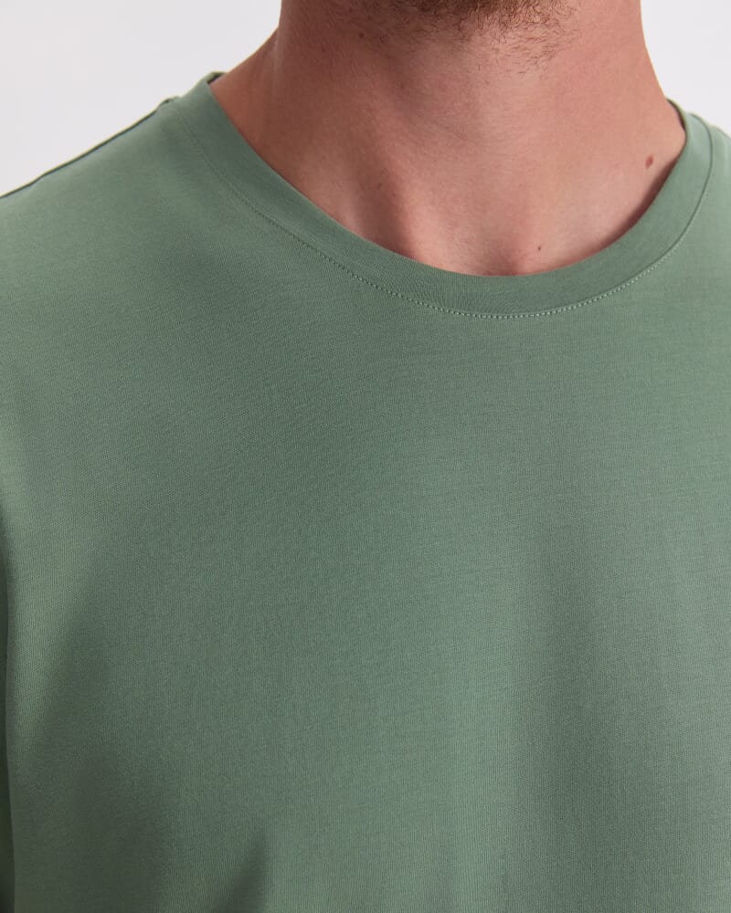 Supersoft Tee in PESTO