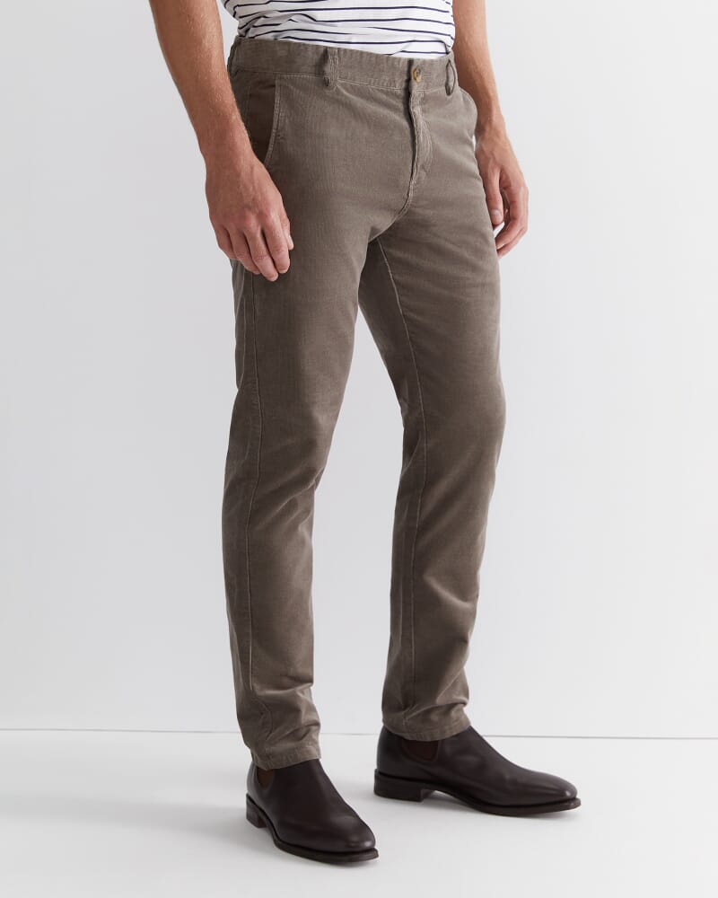 Cooper Cord Chino in TAUPE