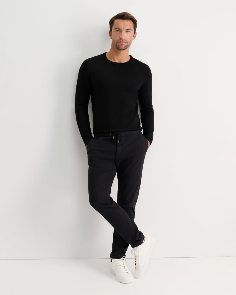 Roger Jogger in BLACK