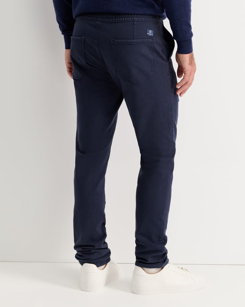 Roger Jogger in NAVY