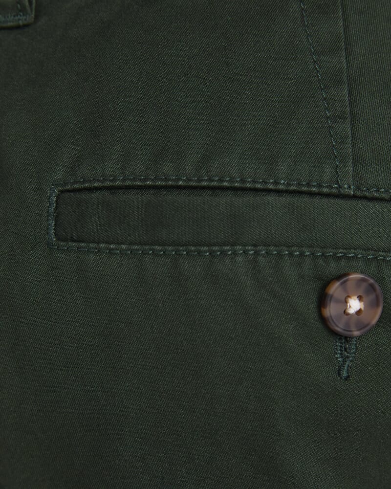 Classic Short in FOREST