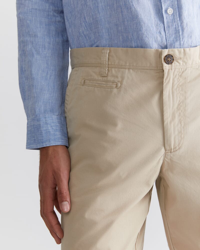 Classic Short in LIMESTONE