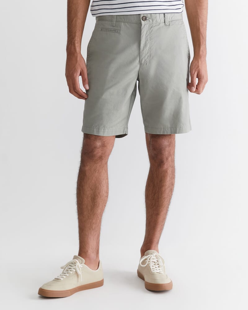Classic Short in OLIVE