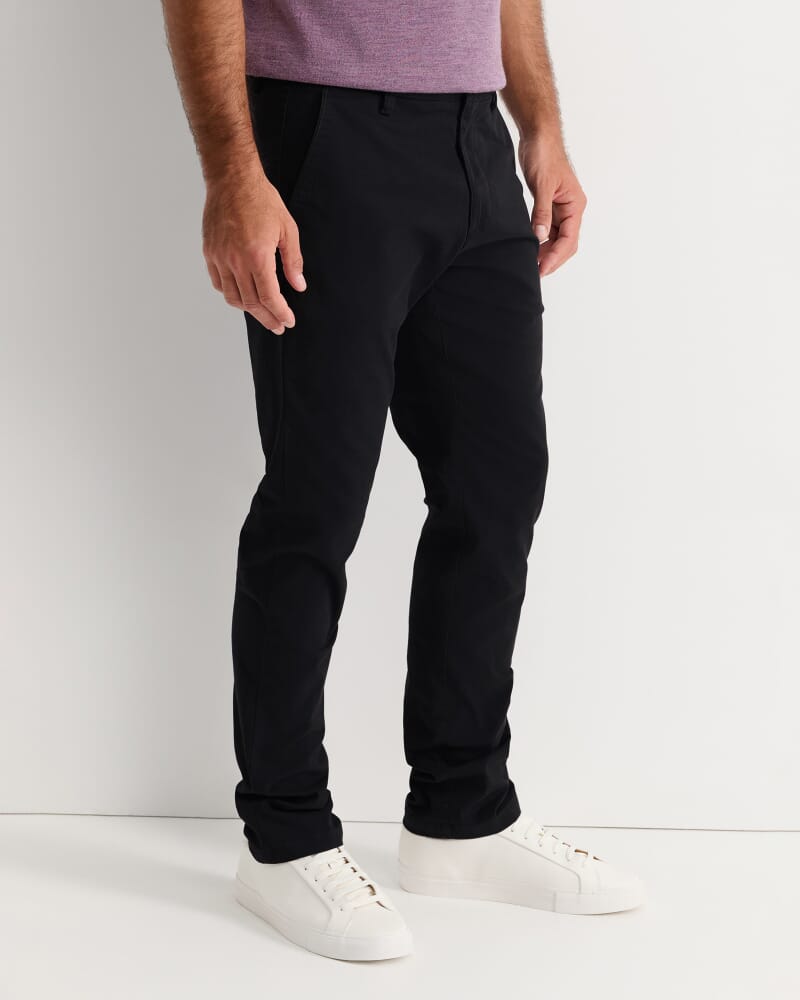Jones Chino in BLACK