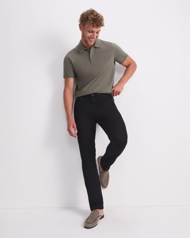 Jones Chino in BLACK