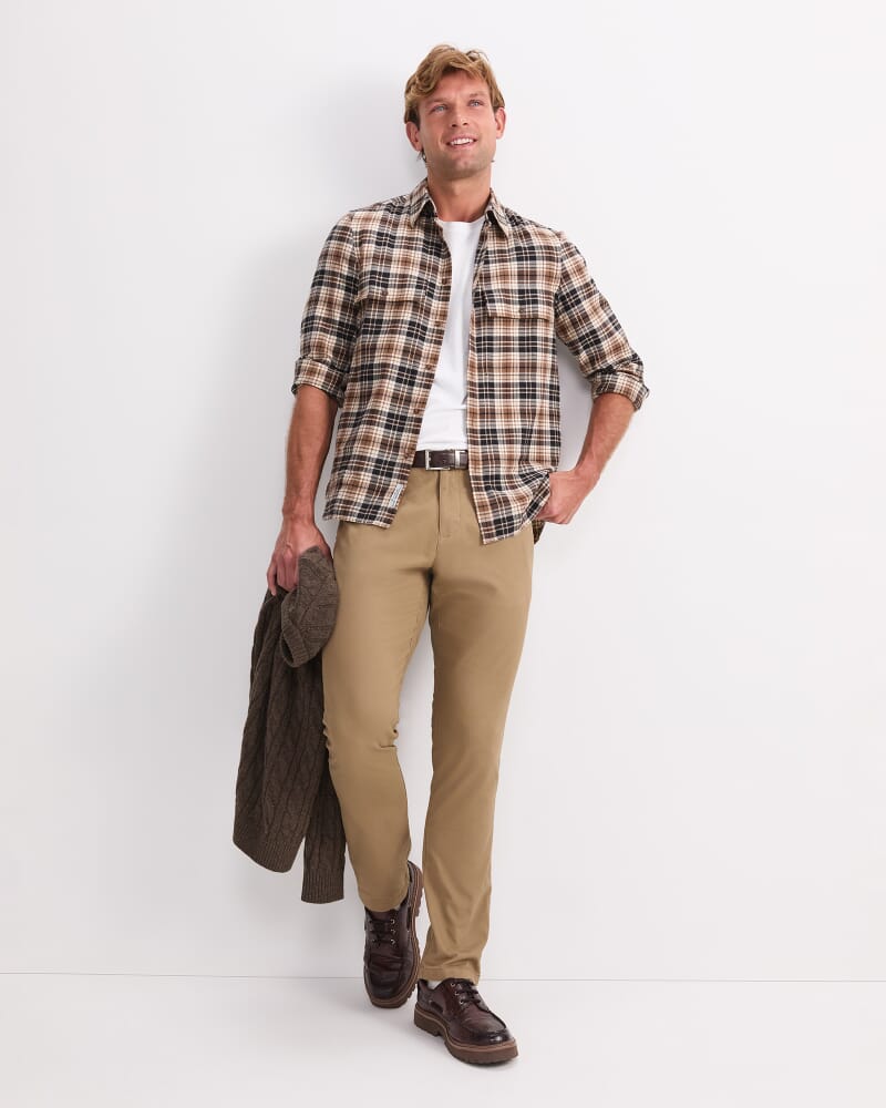 Jones Chino in LATTE