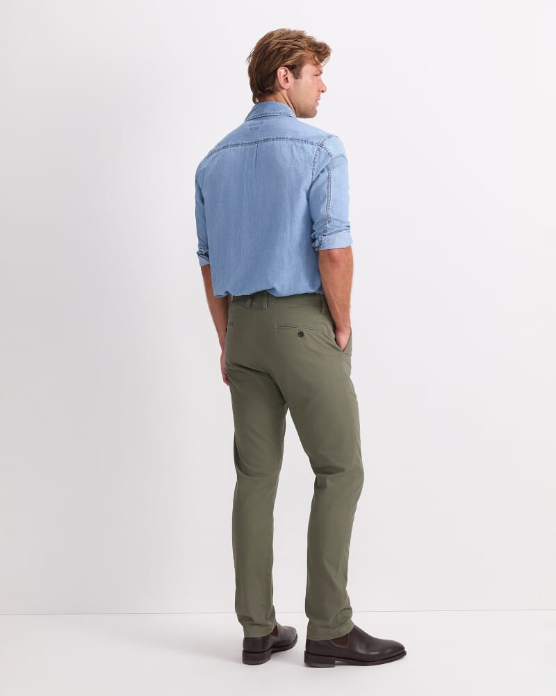 Jones Chino in OLIVE