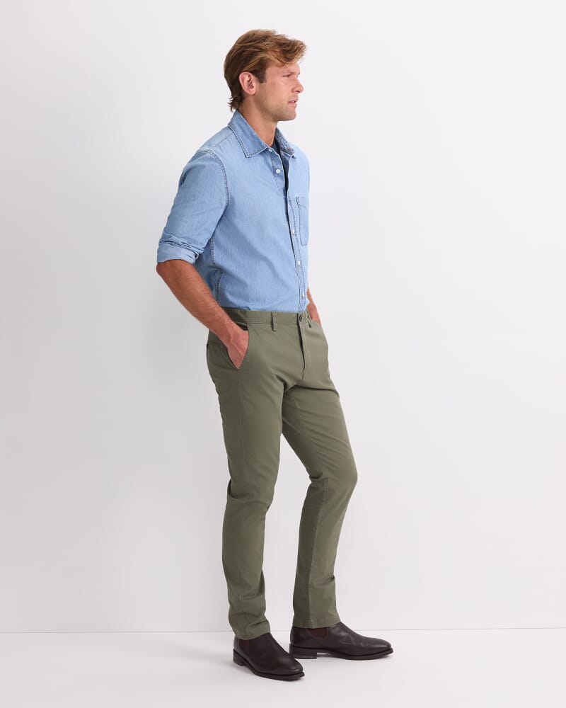 Jones Chino in OLIVE
