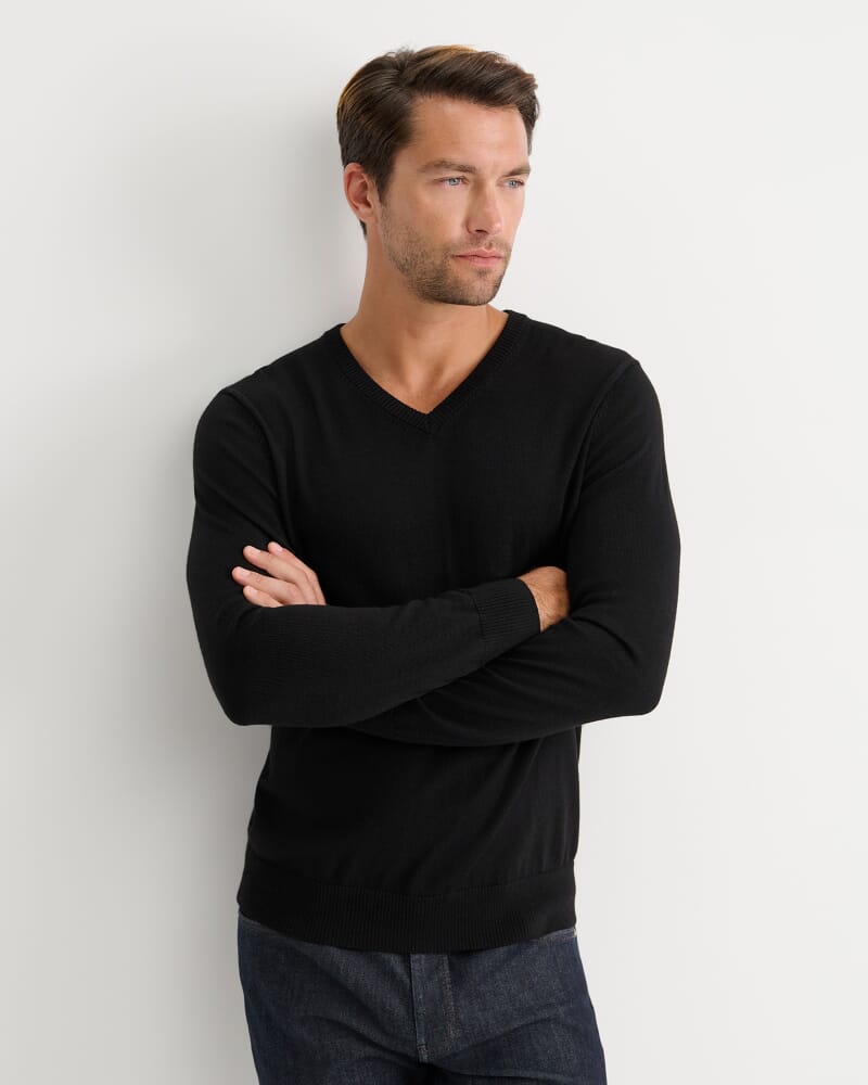 Merino V-Neck Knit in BLACK