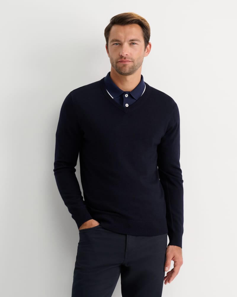 Merino V-Neck Knit in NAVY