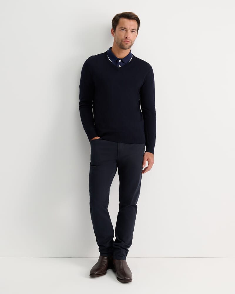 Merino V-Neck Knit in NAVY
