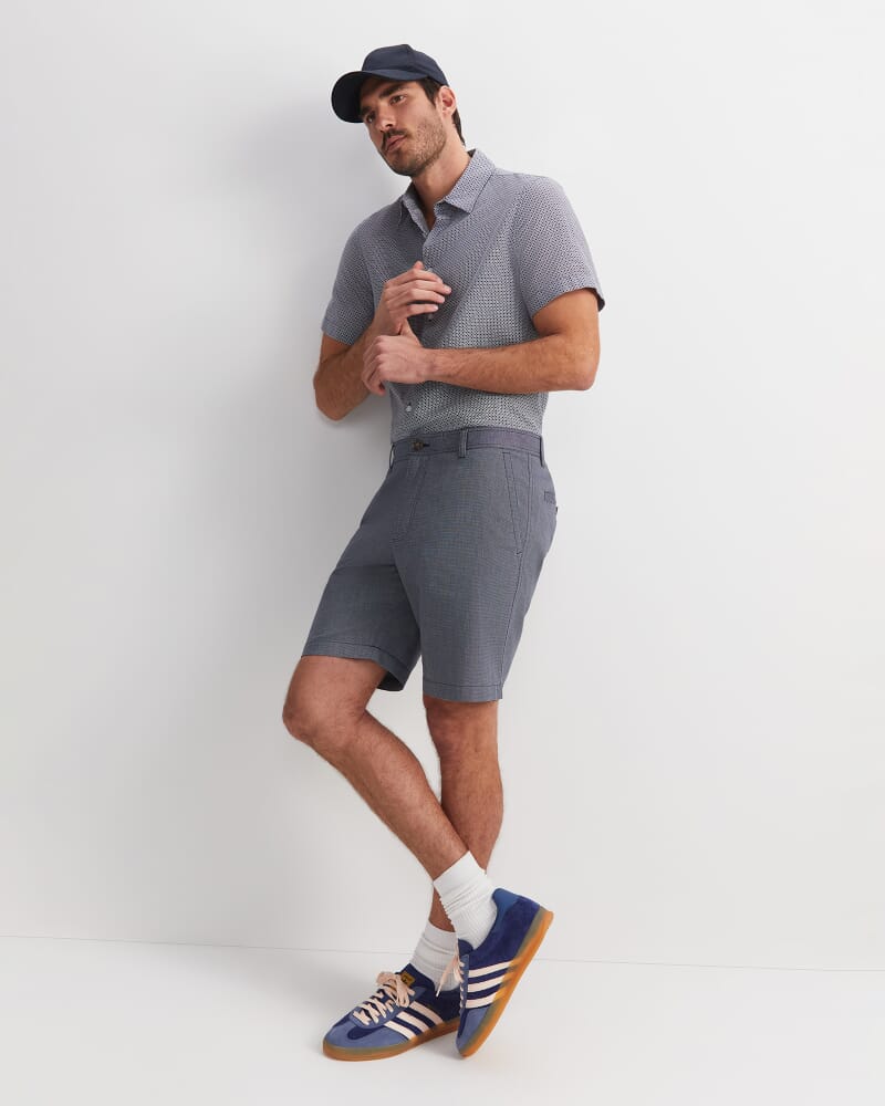 Trey Classic Short in NAVY