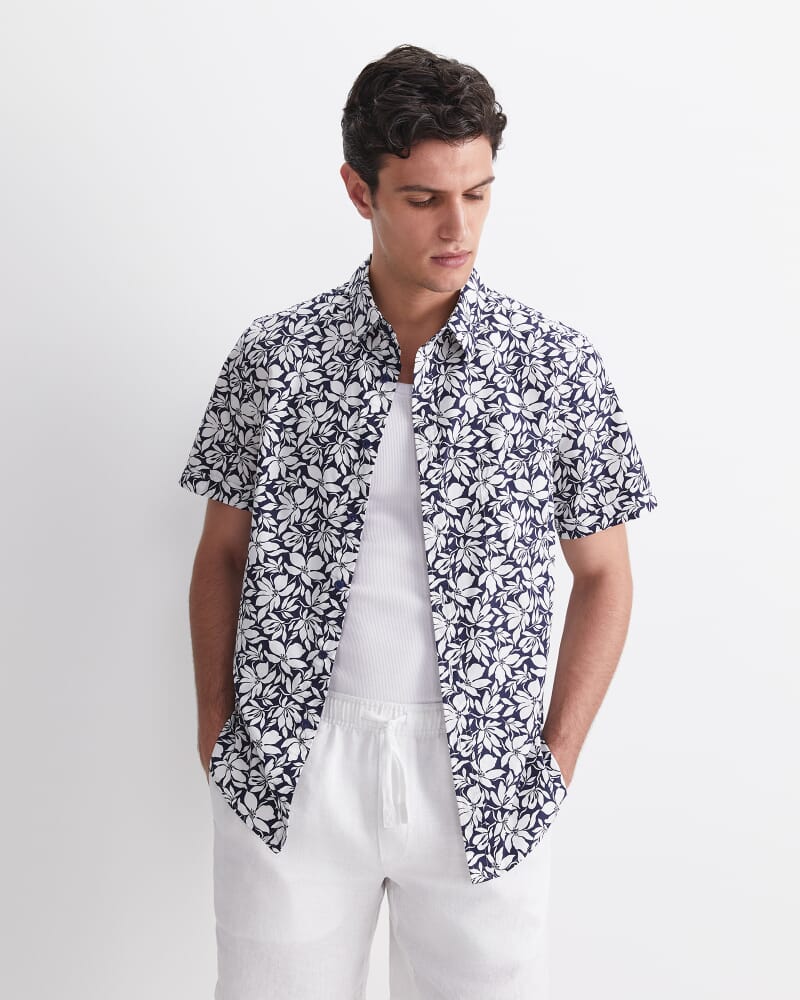 Caffery Yarn-Dyed Linen Short in WHITE