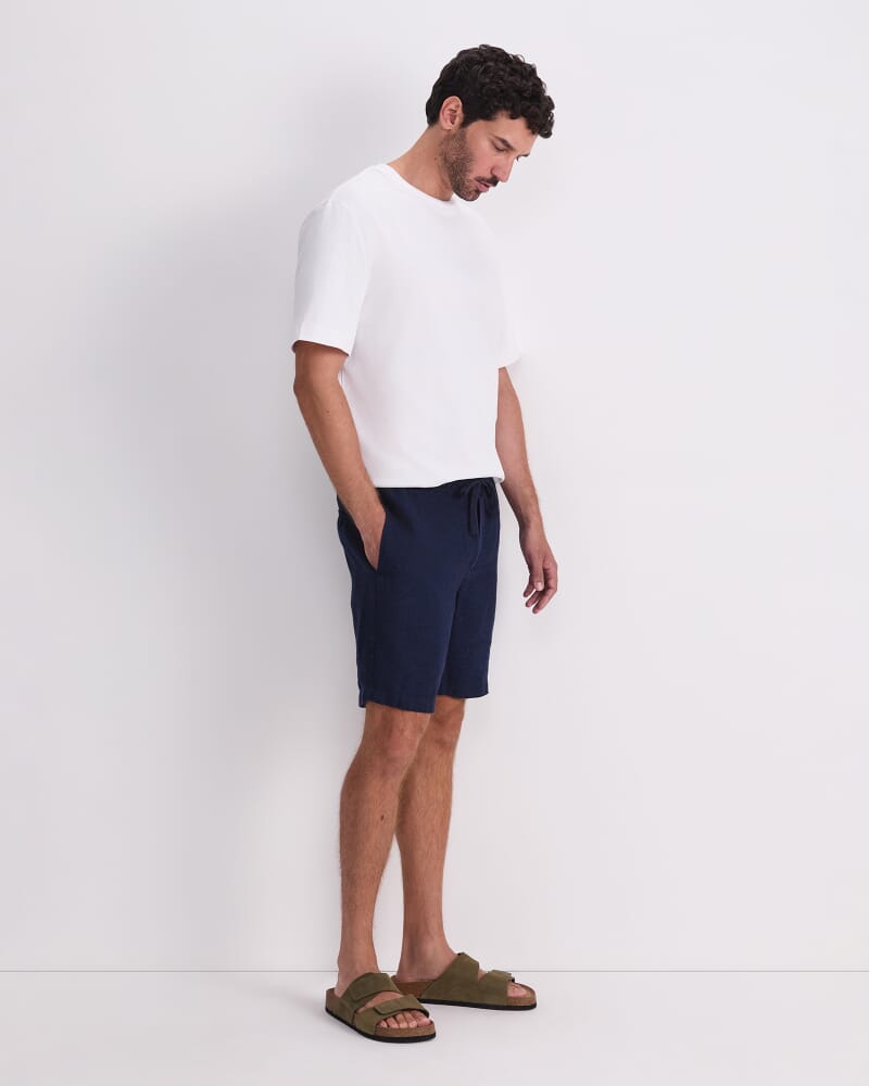 Caffery Yarn-Dyed Linen Short in NAVY