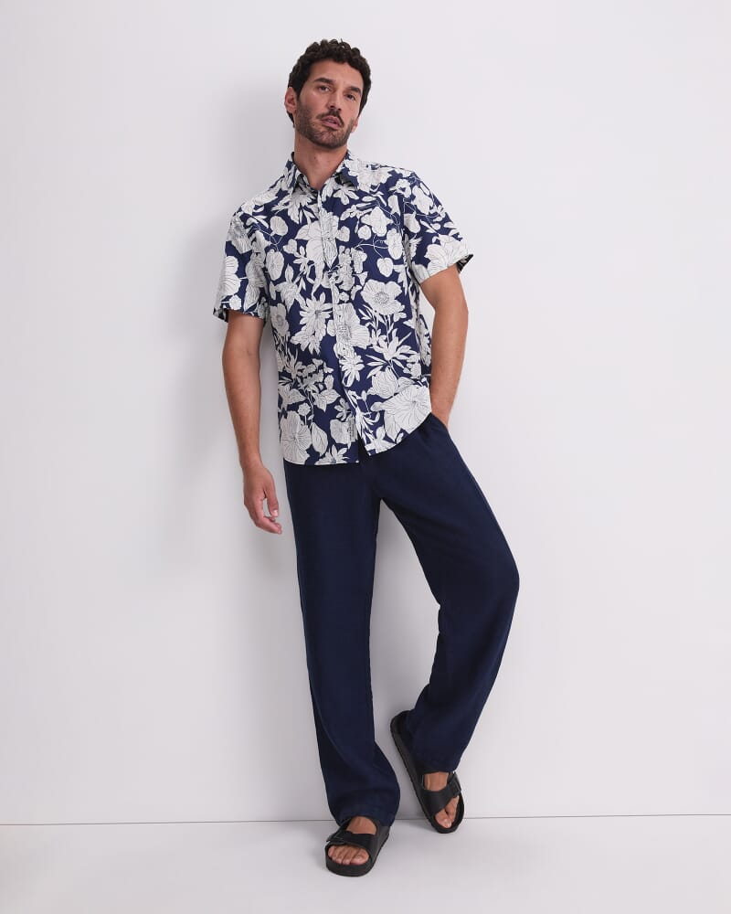 Caffery Yarn-Dyed Linen Pant in NAVY