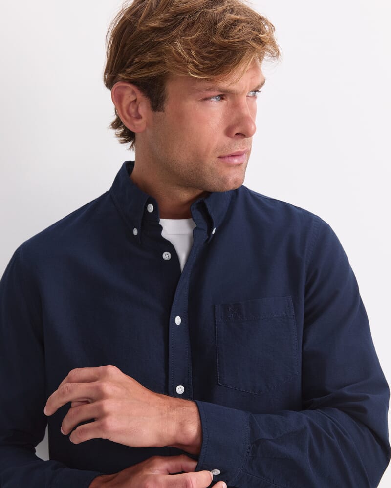 Long Sleeve Oxford Shirt in CLASSIC NAVY