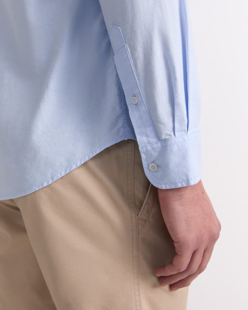 Oxford Long Sleeve Shirt in LIGHT BLUE