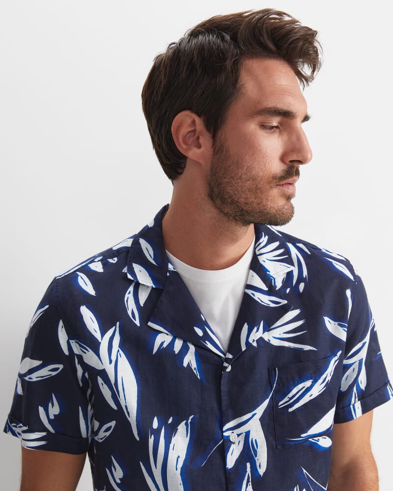 Liam Short Sleeve Print Shirt in NAVY