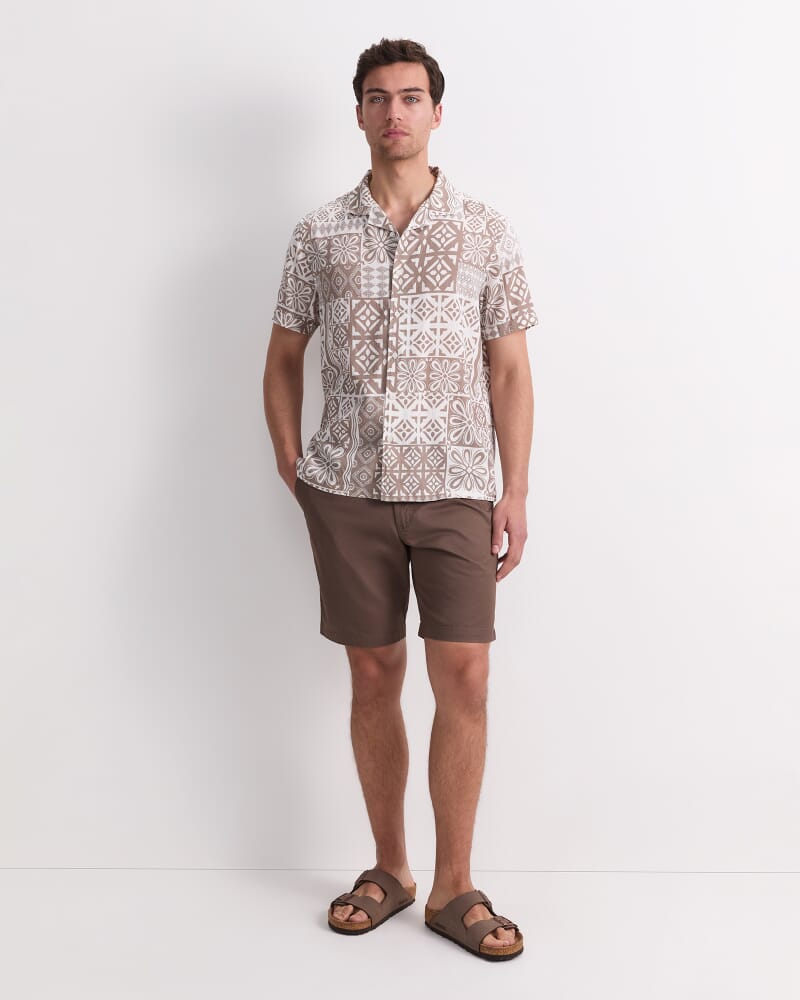 Casper Short Sleeve Print Shirt in FAWN