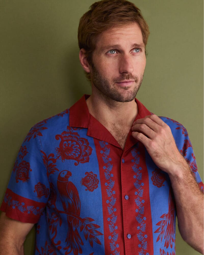 Mulga Short Sleeve Print Shirt in BLUE/RED