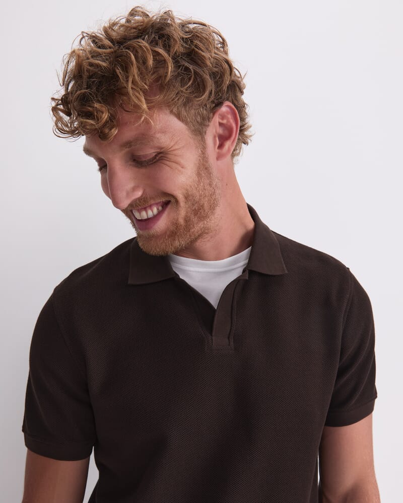 Archer Textured Polo in CHOCOLATE