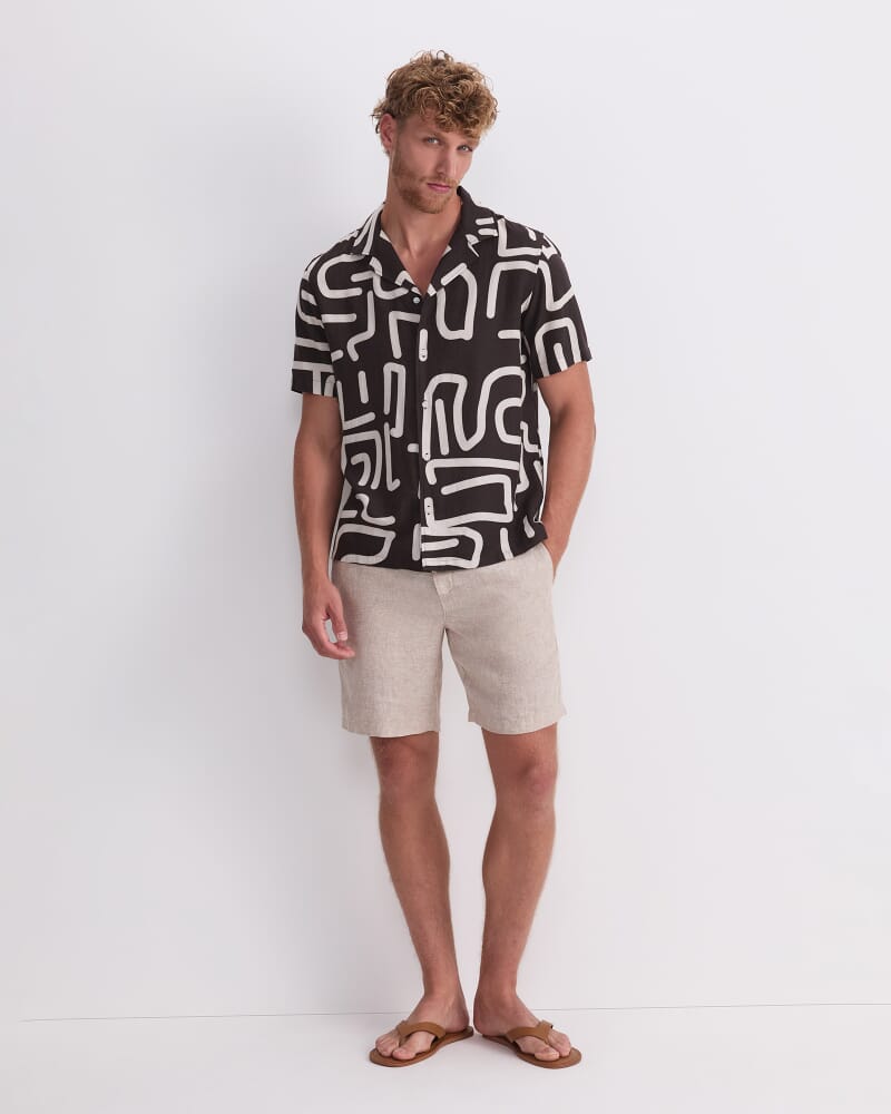 Kewarra Resort Shirt in CHOC/WHITE