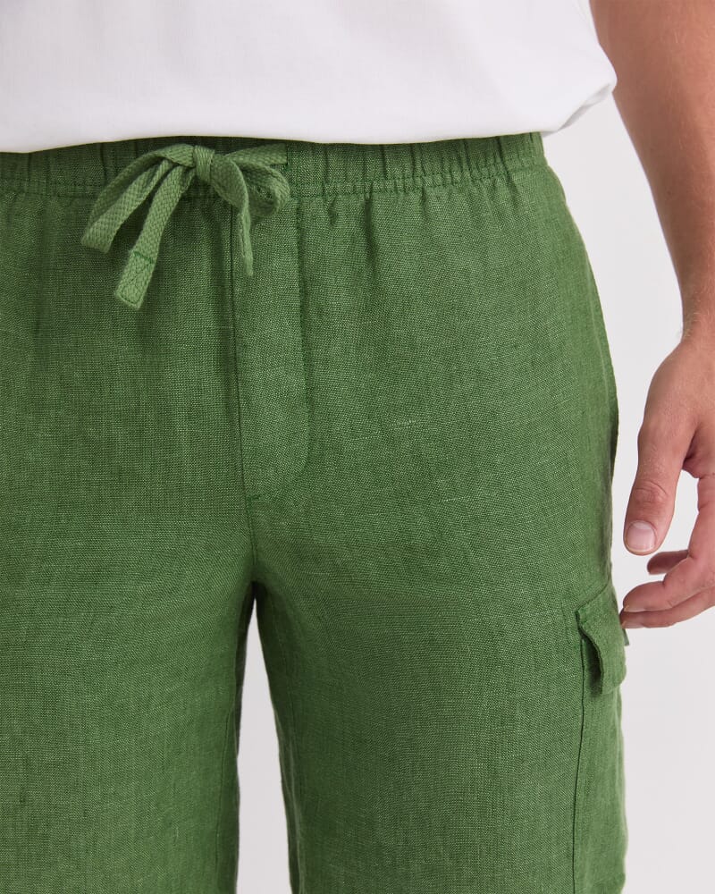 Caffery Cargo Short in PESTO