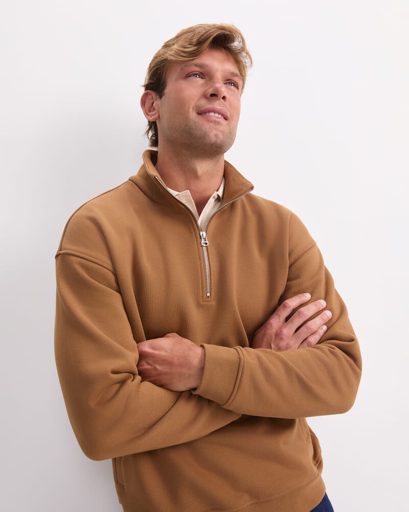 Quater Zip Sweatshirt in CAMEL