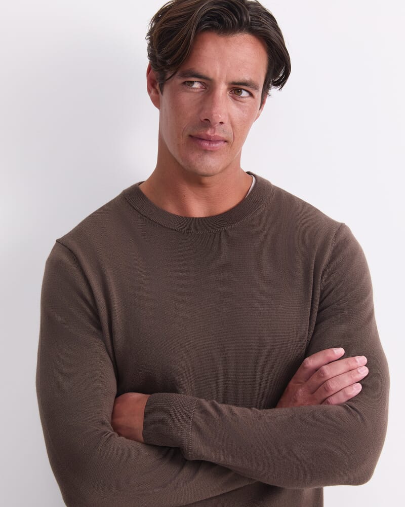 Merino Crew Neck Knit in DARK MUSHROOM