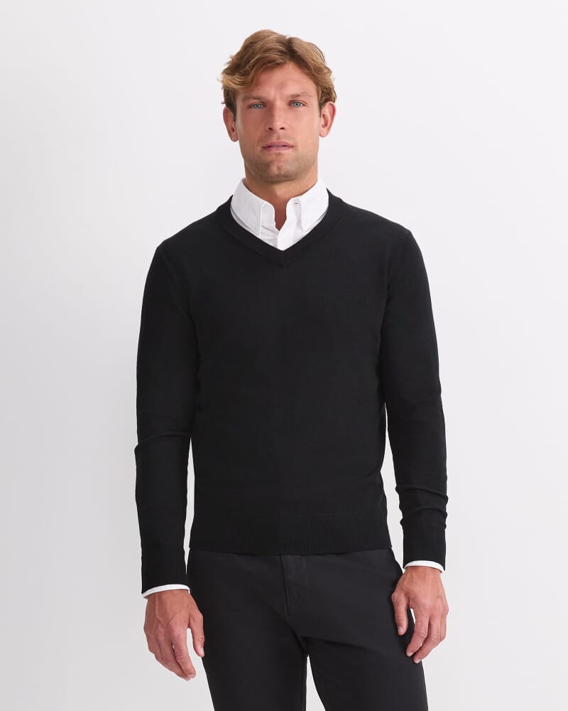 Merino V-Neck Knit in BLACK