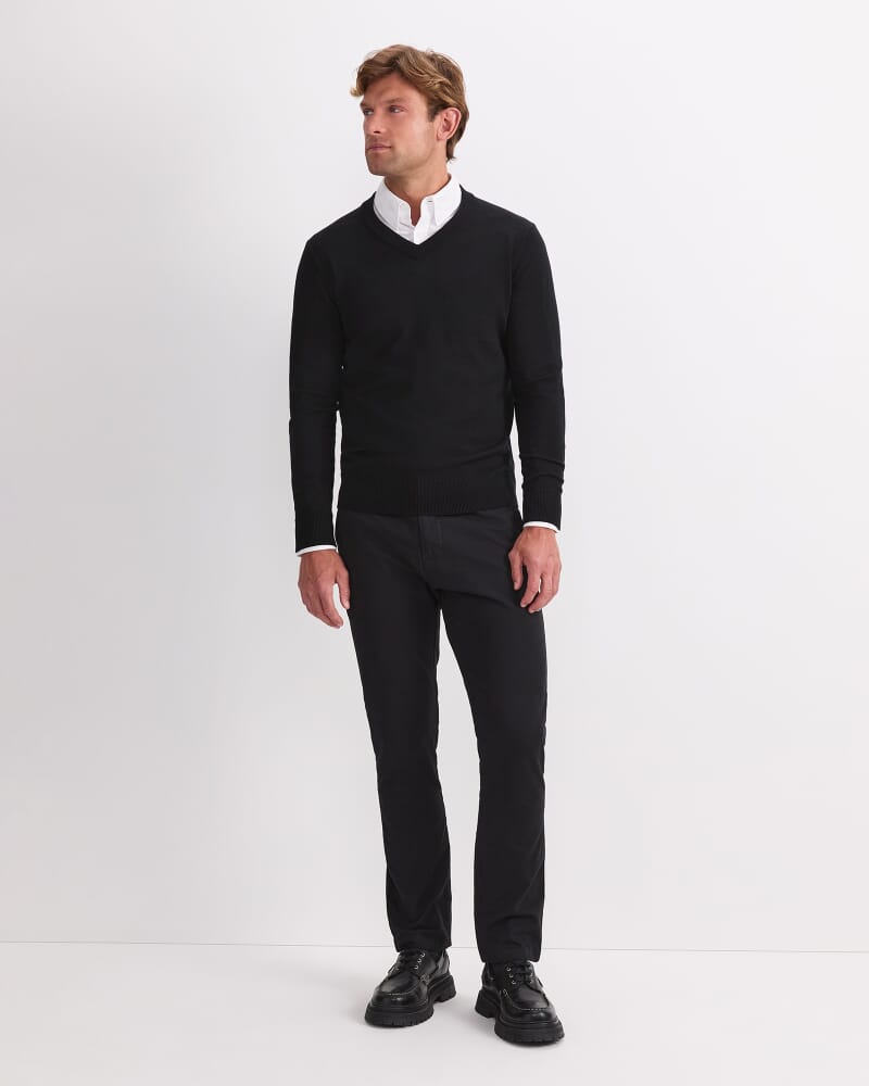 Merino V-Neck Knit in BLACK