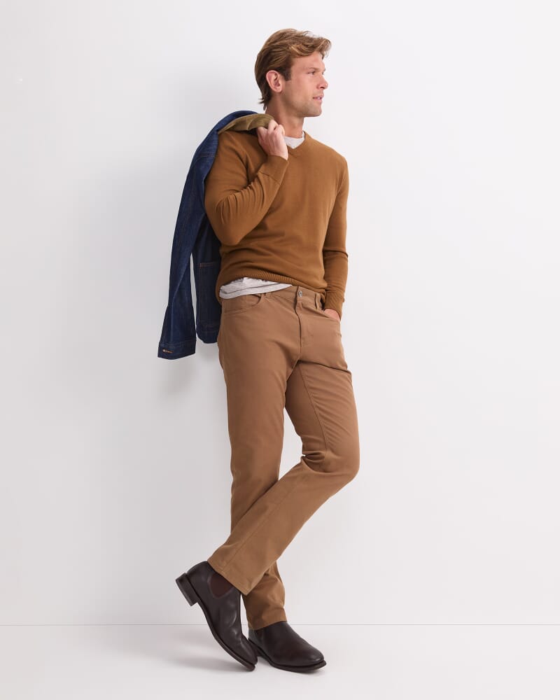 Merino V-Neck Knit in BRANDY