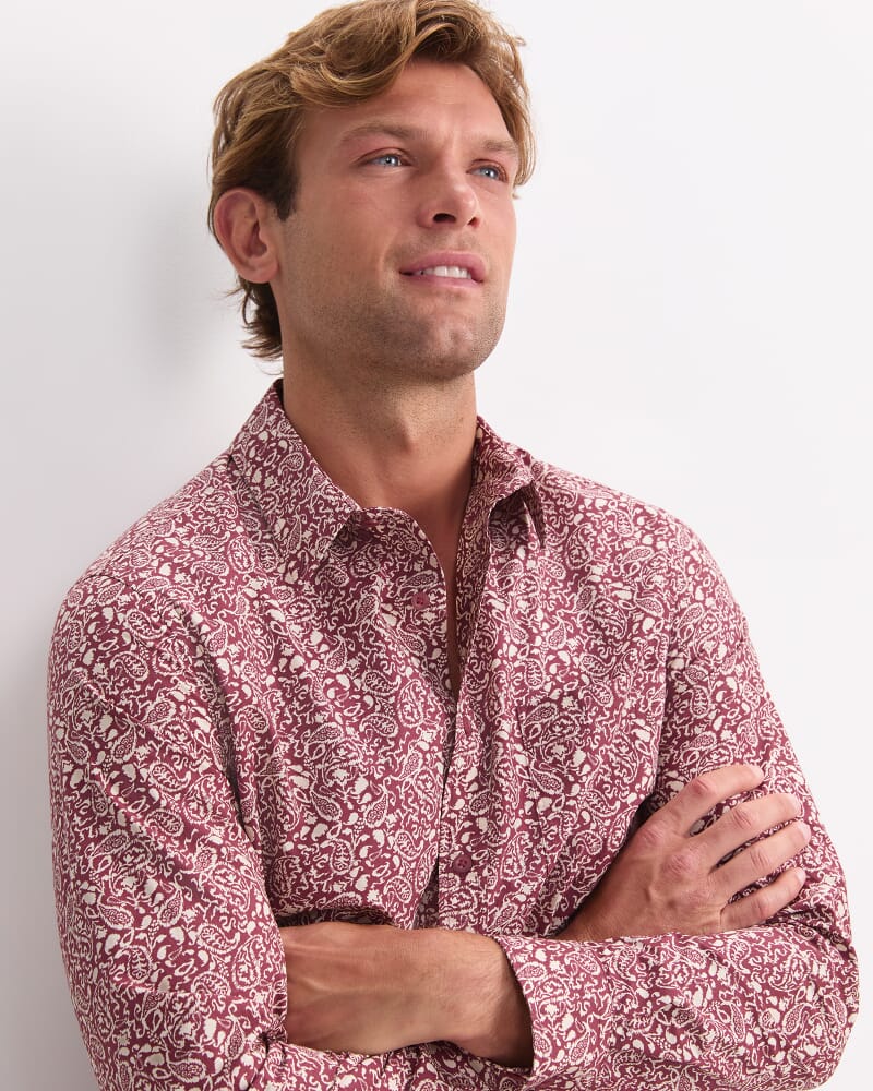 Long Sleeve James Paisley Shirt in BERRY