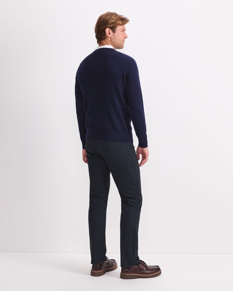 Raglan Crew Neck Sweater in NAVY