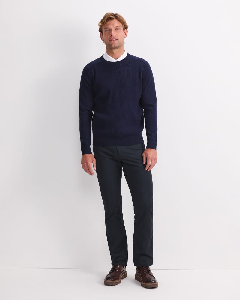 Raglan Crew Neck Sweater in NAVY