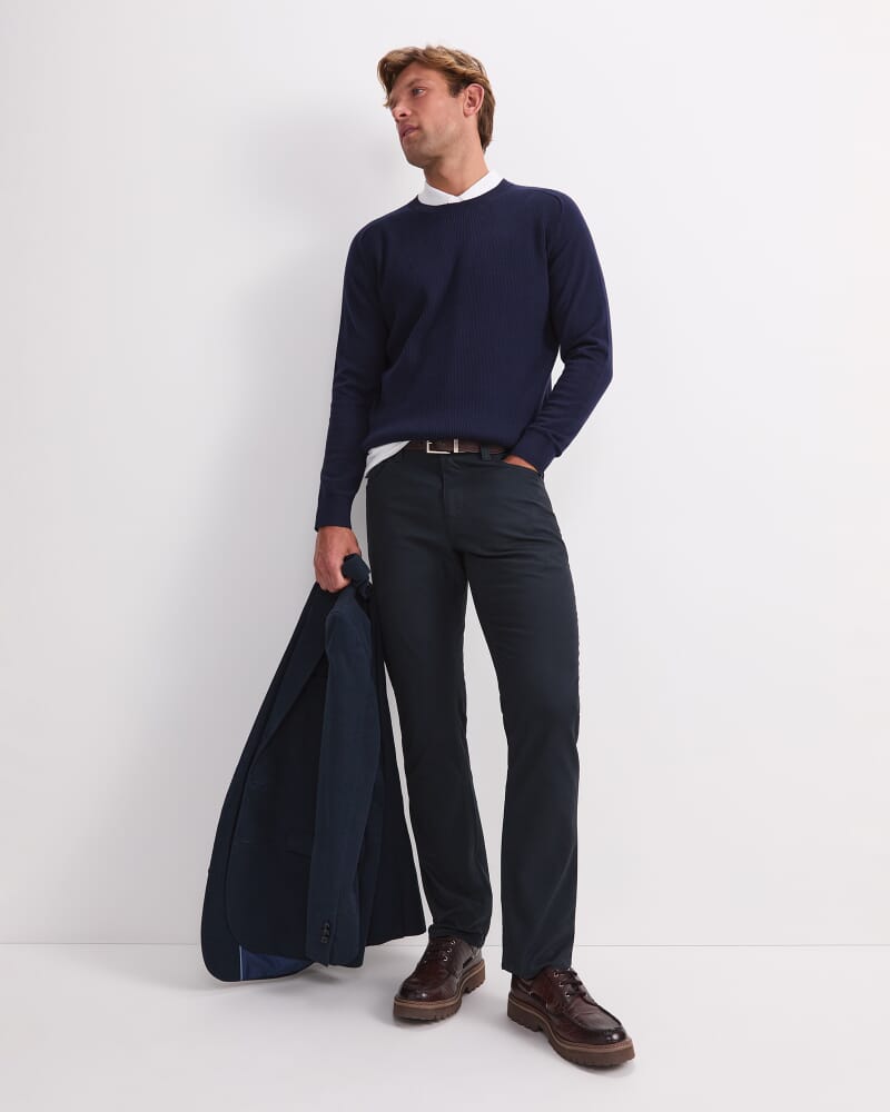 Raglan Crew Neck Sweater in NAVY