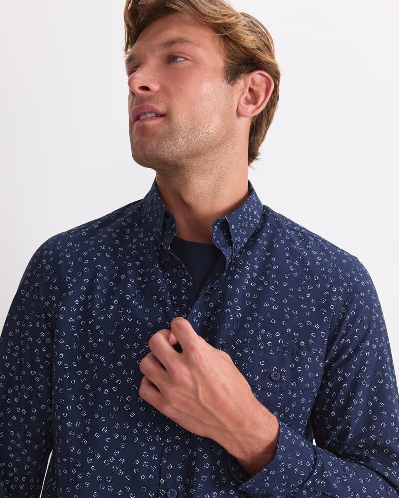 Long Sleeve Wyatt Printed Shirt in NAVY