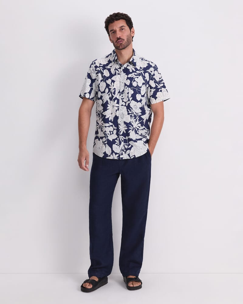 Gardner Short Sleeve Print Shirt in NAVY